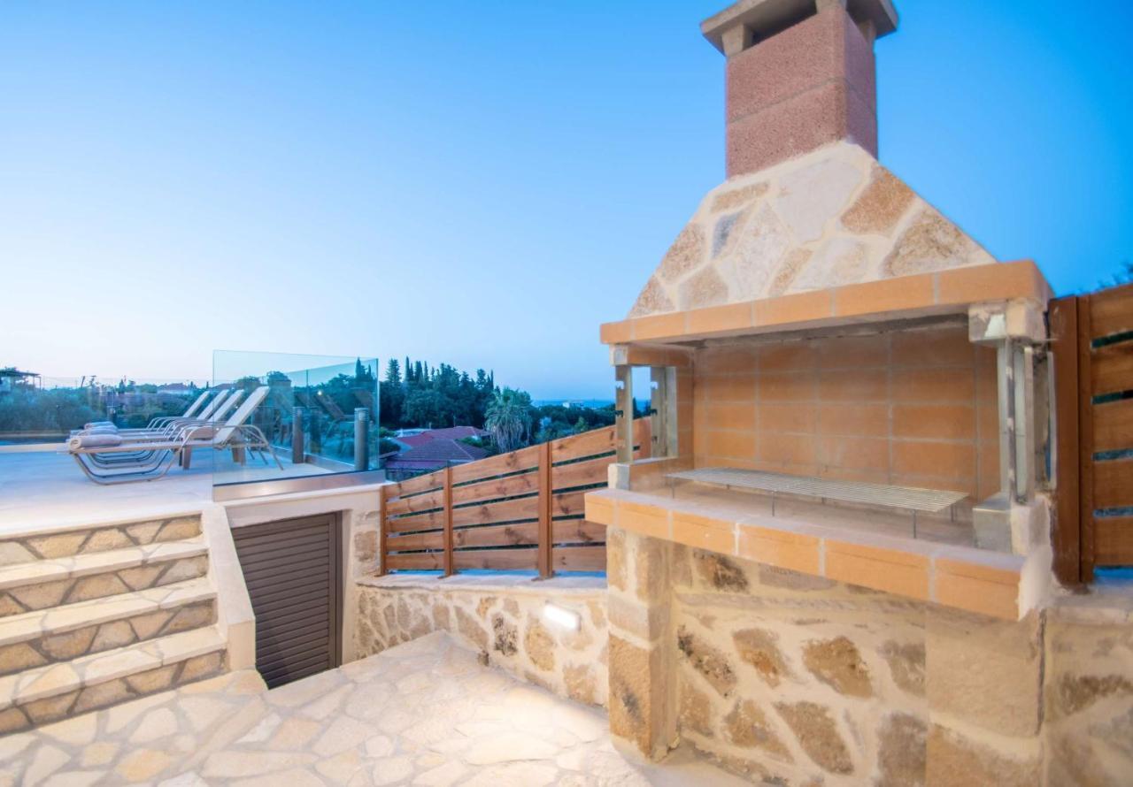 Lazai Villa Kato Yerakarion Екстериор снимка